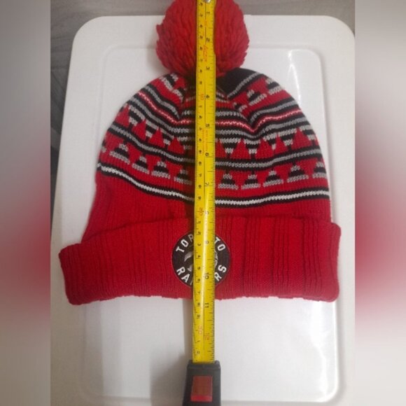 Mitchell & Ness - Toronto Raptors Winter Hat/Toque - Red/Black - Picture 8 of 9
